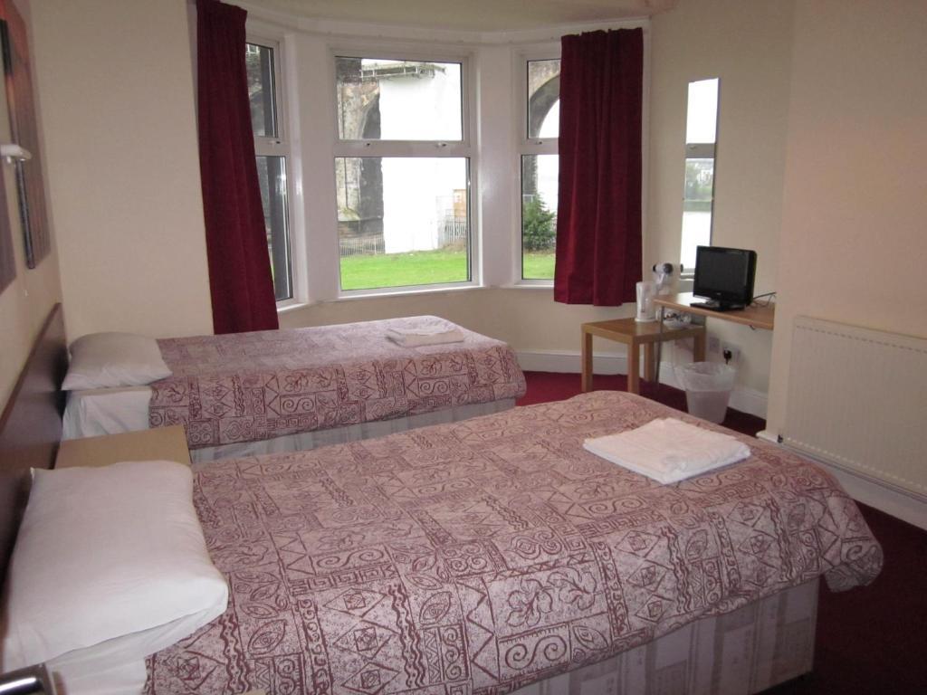 Mersey Hotel Widnes Oda fotoğraf